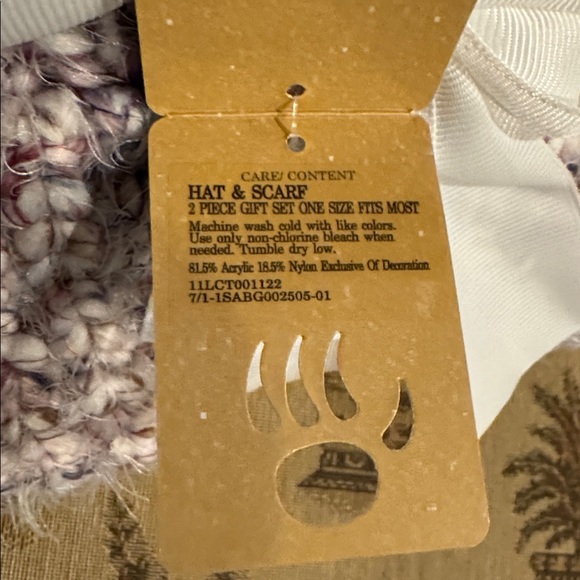 BearPaw Knit Gift Set includes multi color scarf and hat NWT - Picture 4 of 5